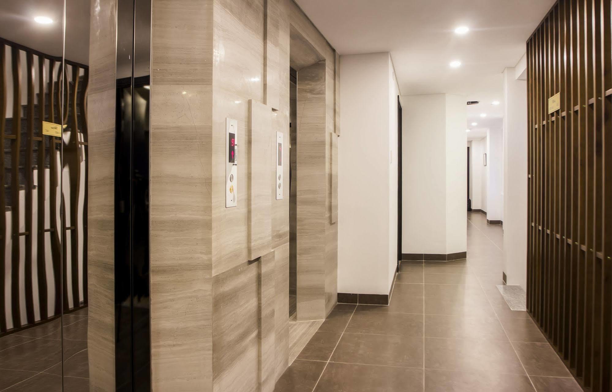 Aroma Nha Trang Boutique Hotel Exterior photo